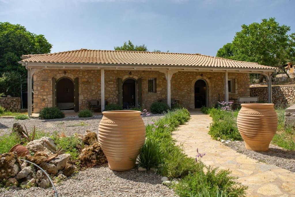 Avli - Tranquil Stonehouse In Lefkada Villa Alexandros Exteriör bild